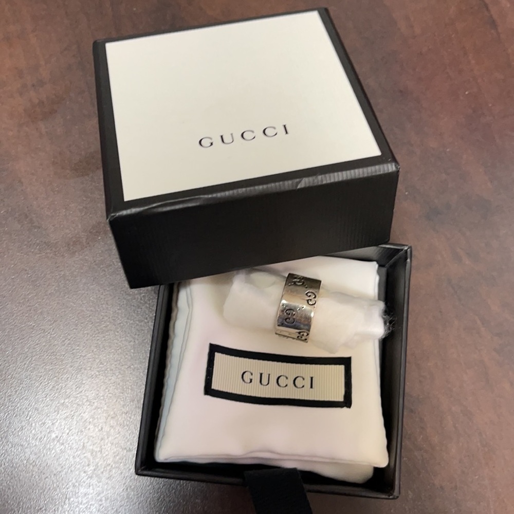 Gucci ring ❌SOLD OUT❌ - Picture 2 of 2